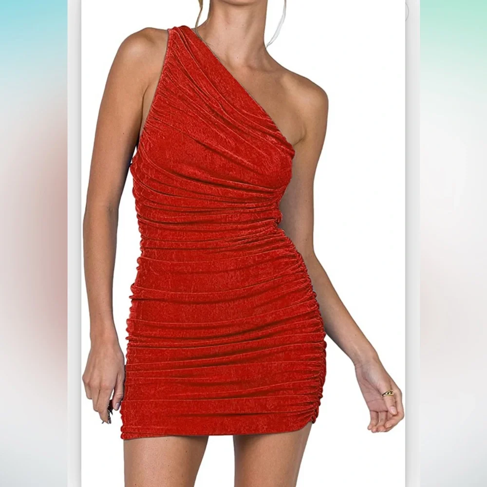 NWOT Red Tight Fitted One Shoulder Homecoming dress - Picture 1 of 3